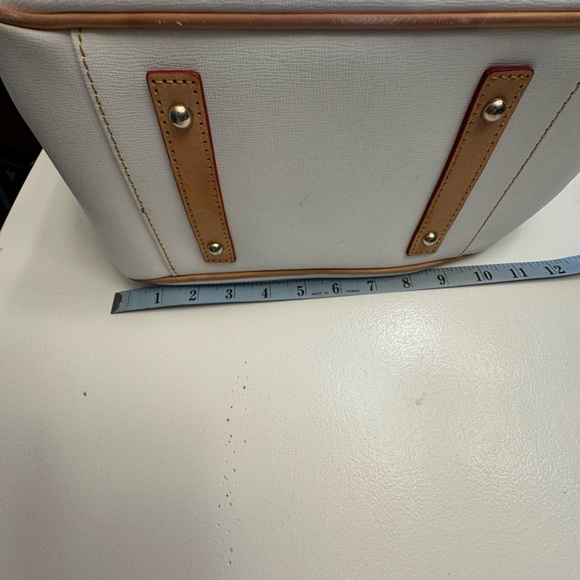 WHITE DOONEY & BOURKE - Picture 6 of 6